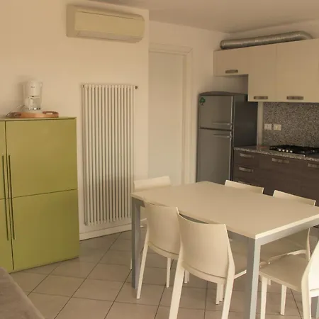 Modern Flat 80 Mt From The *